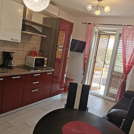 Andrea Apartment